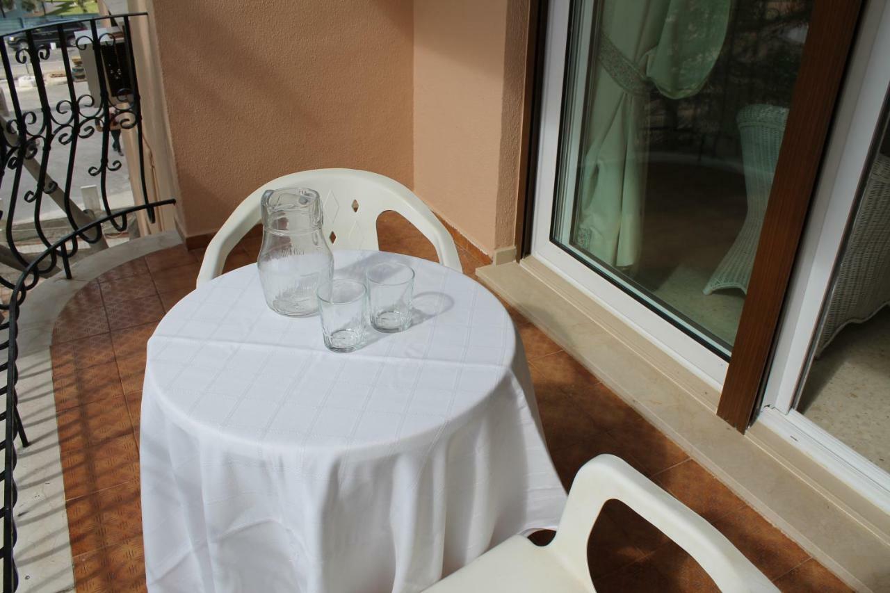 Retiro III 3134 Vyb Apartment Дения Екстериор снимка
